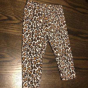 Animal print cheetah leggings pants. MUST BUNDLE!